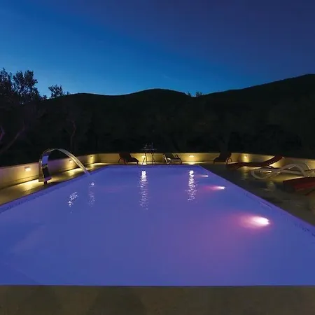 Casa vacanze Rimac In Mit Garten- Grill By Interhome Kaštel Štafilić