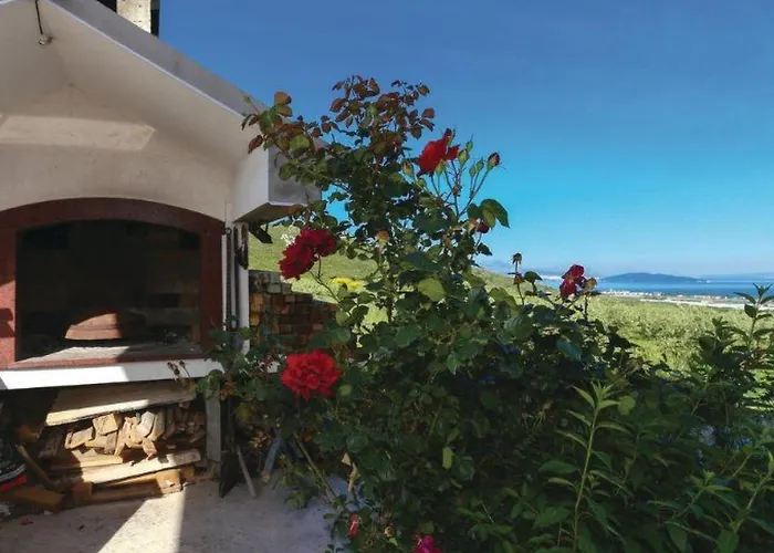 Casa vacanze Rimac In Mit Garten- Grill By Interhome