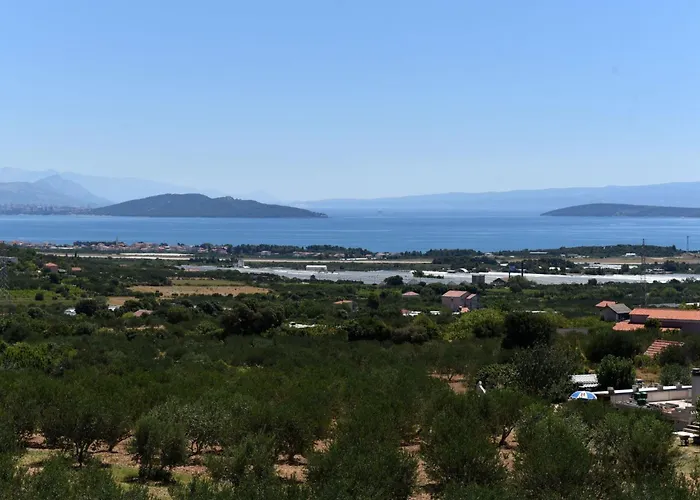 Rimac In Mit Garten- Grill By Interhome Kaštel Štafilić