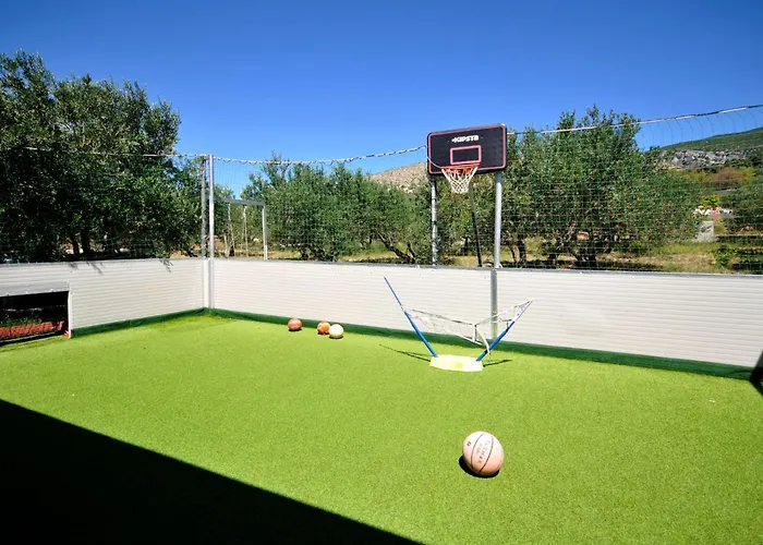 Rimac In Mit Garten- Grill By Interhome Casa vacanze Kaštel Štafilić