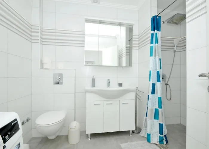 Rimac In Mit Garten- Grill By Interhome * Kaštel Štafilić